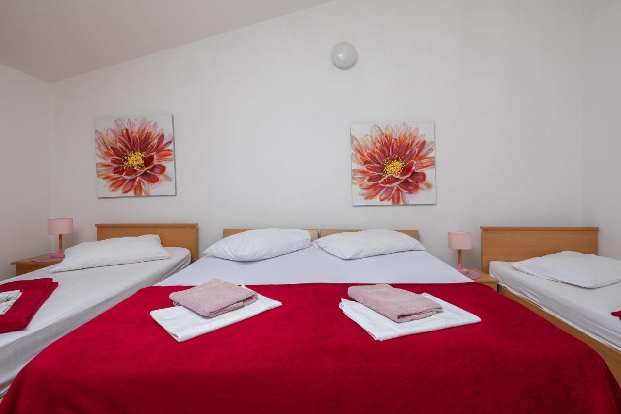 Beach Apartments Borovina Stanici Экстерьер фото