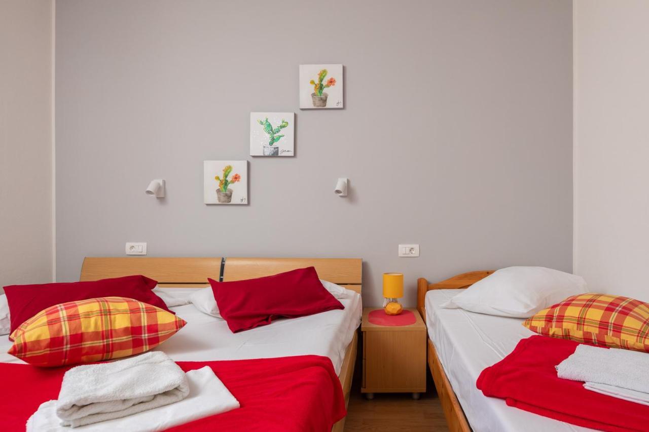Beach Apartments Borovina Stanici Экстерьер фото