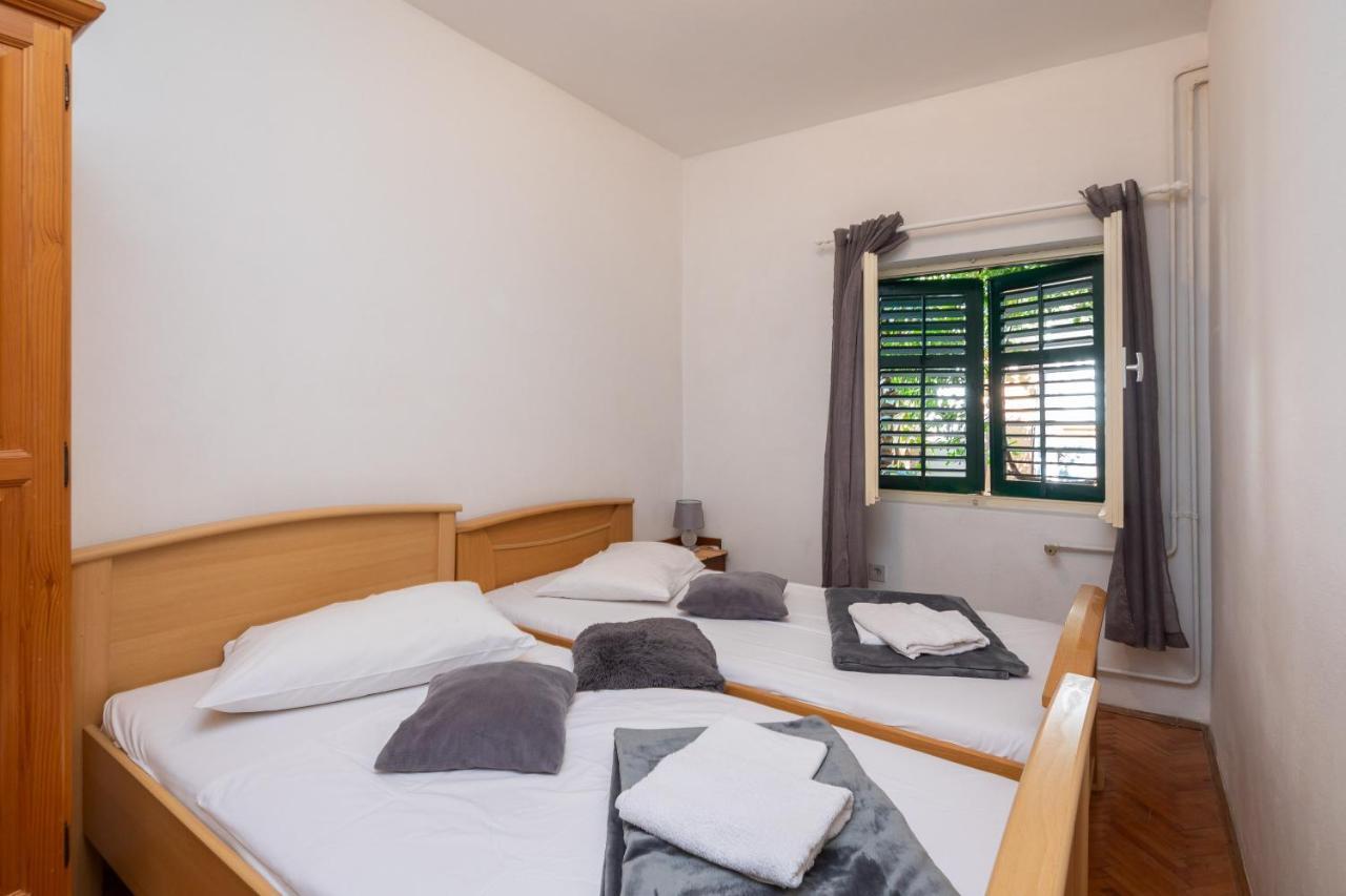 Beach Apartments Borovina Stanici Экстерьер фото