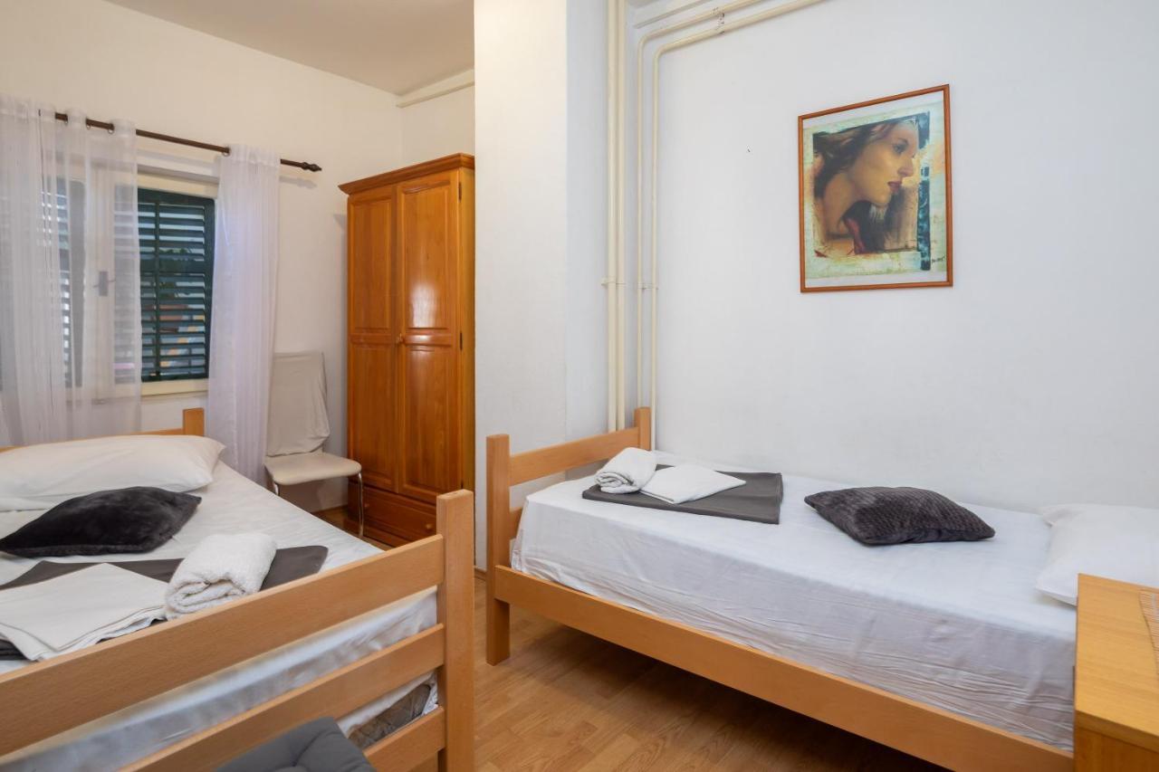 Beach Apartments Borovina Stanici Экстерьер фото